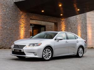 Lexus ES300h 2013 года (AU)